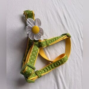 Martha Stewart Pets Daisy Dog Harness Green Yellow Polka Dot  Small/Medium